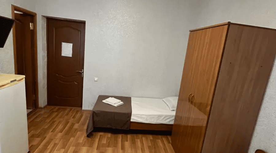 Стандарт TRPL  с балконом (3-местный)